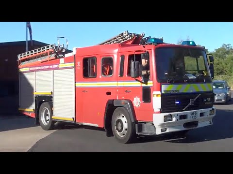 Ashton-under-Lyne Fire Station Reserve Pump Turnout With Lights And Hi-Lo Siren