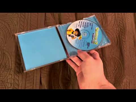 Shrek 2 Party CD Music from The Far Far Away Surprise Ending CD Overview (20th Anniversary Edition)