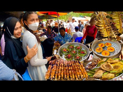 Best Place street food for lunch @ Oudong Resort in Cambodia - Khmer street food