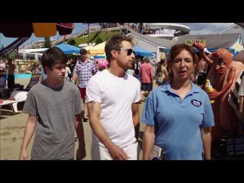 "Das ist eine Frau, auf die man wartet, Kumpel." Filmausschnitt GANZ WEIT HINTEN Deutsch HD