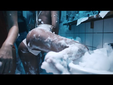 SXTN - Deine Mutter (Official Video)