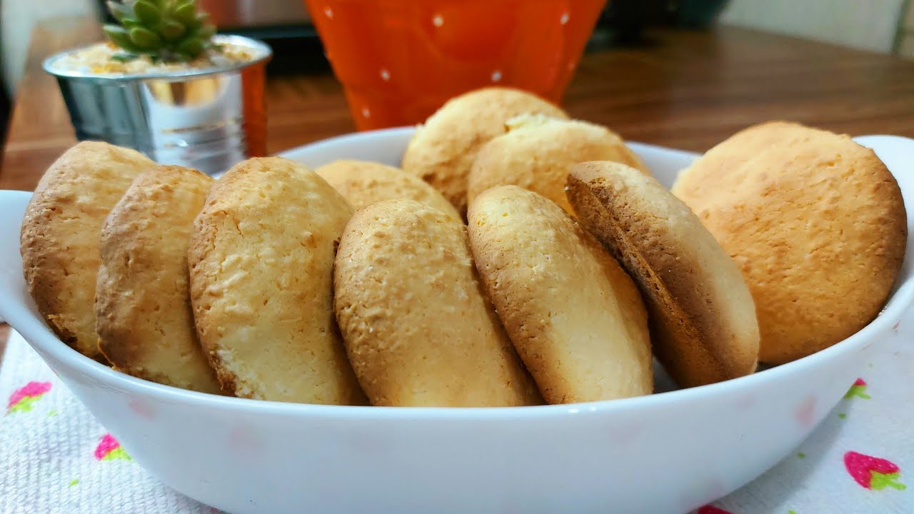 Watch Now Bolachinha de COCO que derrete na boca SEM TRIGO/Biscoito fácil e rápido Bolachinha de COCO que derrete na boca SEM TRIGO/Biscoito fácil e rápido