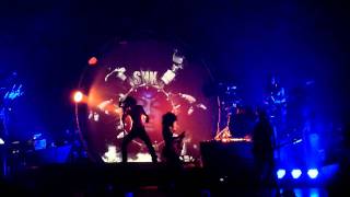 SHAKA PONK-Hombre Que Soy + Twisted Minda[HD](Le Zenith PARIS 2011)