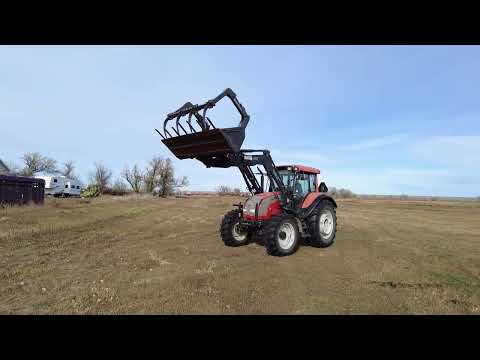 Valtra C110 Tractor, mfwd, 3896 hours, Valtra 10-70 loader