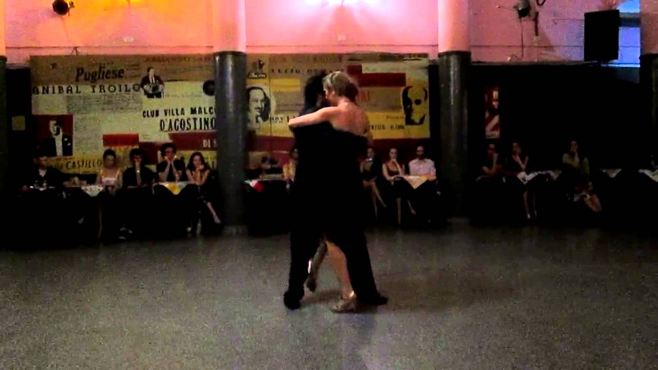 EUGENIA PARRILLA Y YANICK WYLER - EXHIBICION DE TANGO - EL MOTIVO TANGO - VILLA MALCOLM