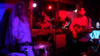 Slow Club - Giving Up On Love