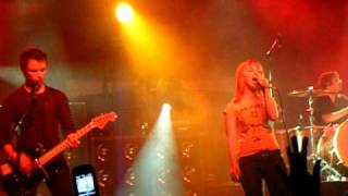 Paramore - Born For This