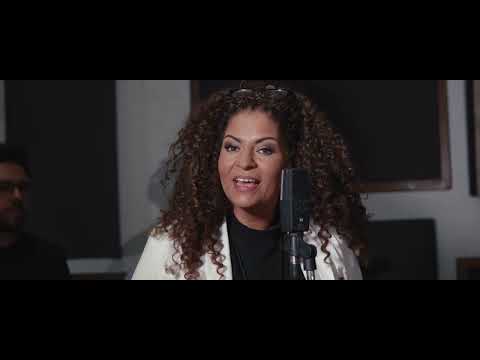 Maszkura és a Tücsökraj feat. Mohamed Fatima - Nagybetűs szavak 2.0 (Official Music Video)