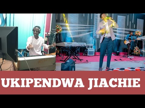 MWIMBAJI ASHERY WILLY AFUNGUKA JUU YA MAAJABU YA WIMBO WAKE WA NAPENDWA.