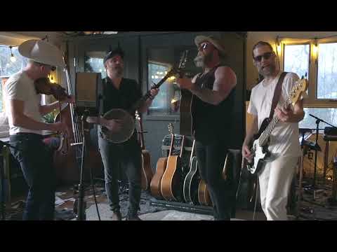 Hogslop String Band - Knockin' On Your Screen Door