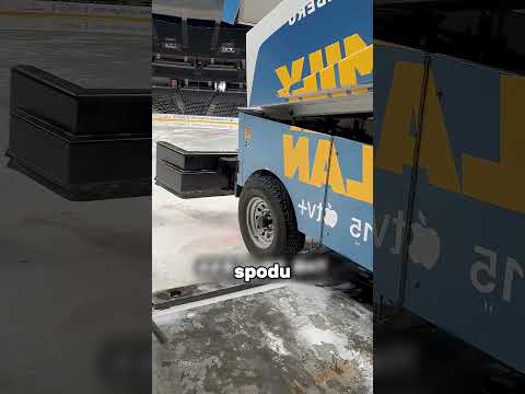 CO SIE DZIEJE LODEM Z LODOWISKO😮🤯