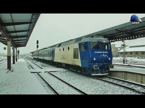 GM 64-0922-6 & RE369-2 Püspökladány-Salonta in Zapada/Snow in Gara Oradea Station - 27 February 2018