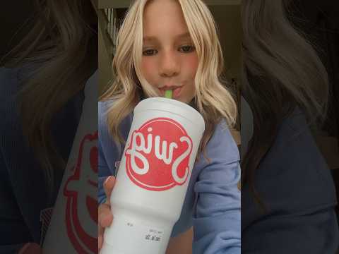 PresLee hit every move! 💚 #16kids #bigfamily #notenoughnelsons #nenfam #viral