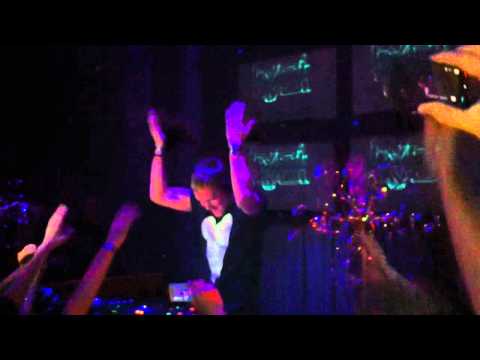 tyDi - Live @ Sound of Cream, Club Prestige, Budapest (29-10-2010)