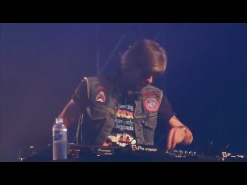 KAVINSKY live @ WOODSTOWER (Lyon)