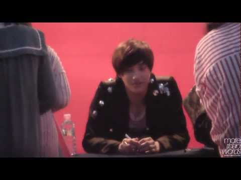 120430 EXO-K fansign Jongin fancam ㅠ_ㅠ♥