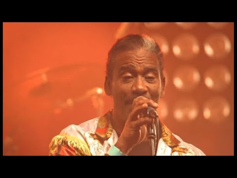 Les Aiglons de Guadeloupe : " Le  concert du  45 eme Anniversaire" (official complete concert video)