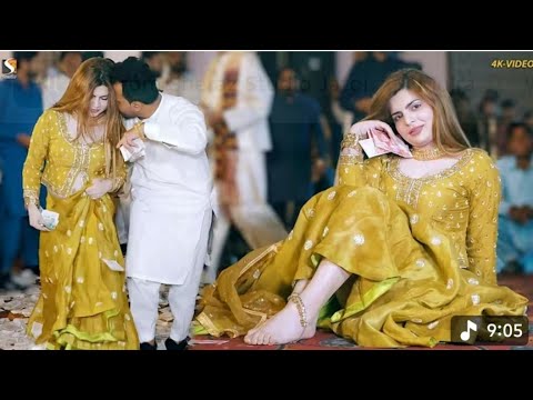Neele Neele Notan Di Je Kare Ga Tun Cha Madam Lovely Khan New Mujra Dance Performance 2025 