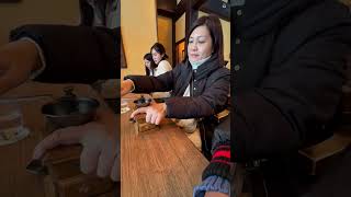 Download lagu Is this the coziest cafe in Japan? mp3