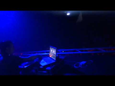 110417 03.18.26 - 9 Jahre Triebwerk Dresden - Godfather