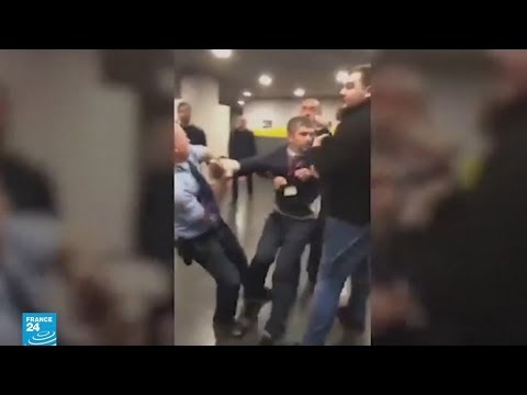صدمة في المجر بعد عرض فيديو يظهر طرد نائبين معارضين من التلفزيون الرسمي