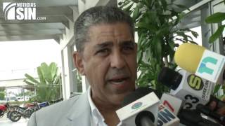 Congresista Adriano Espaillat llega al país para asistir a comunidades afectadas por las lluvias