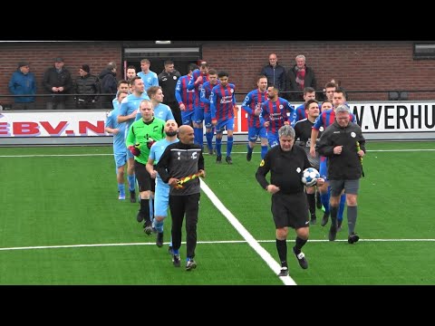 Voor aanvang VVA Achterberg 1 - SV De Braak 1.