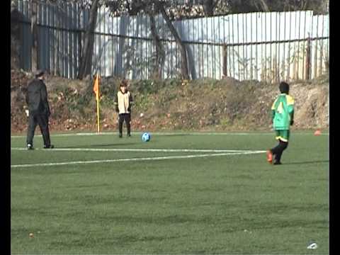 SK Střešovice MŽ B - FC Háje   1 - 5.avi