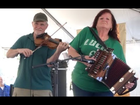 Sheryl Cormier - Hicks Wagon Wheel Special