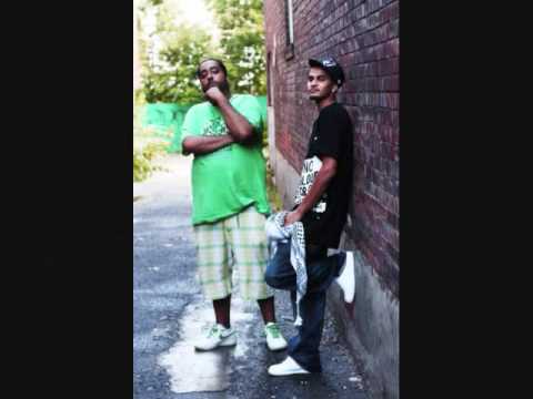 Roti Ft Sinister Diamonds on ma neckProduced by SkOsHa MuZiK