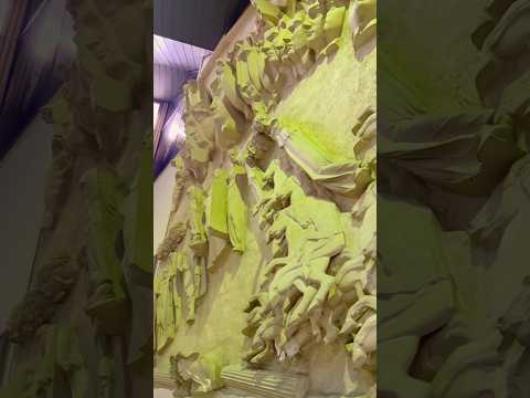 ¿Sabías qué significa esta obra en Ezeiza? ✈️🎨 #travel