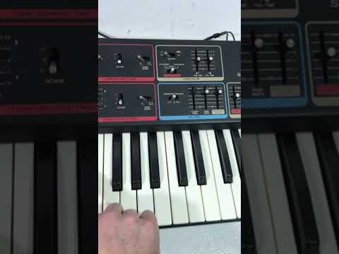 Realistic synthesizer by mood music