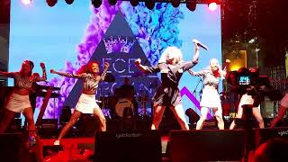 Download lagu ECE SEÇKİN- ADEYYO (İzmir Konak Meydanı Konseri) mp3