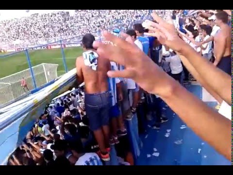 "GOL 100 DEL PULGA RODRIGUEZ!" Barra: La Inimitable • Club: Atlético Tucumán