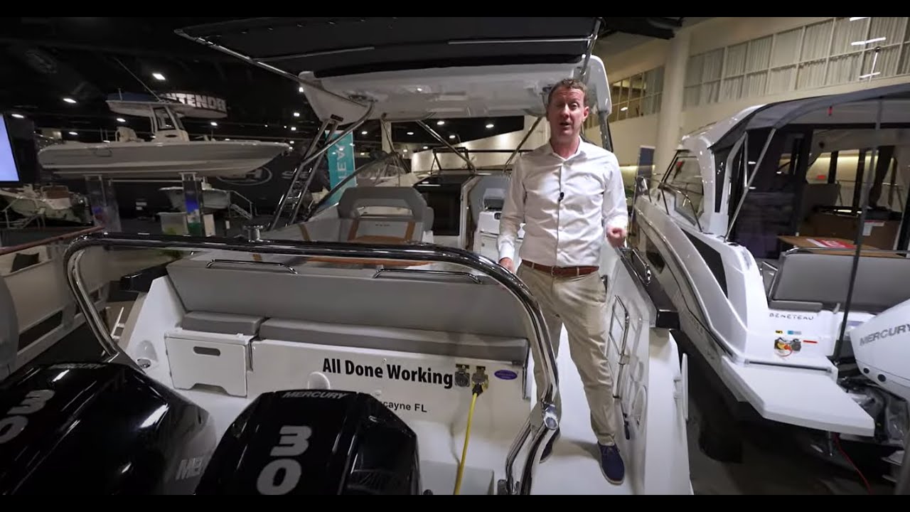 BENETEAU Flyer 10: Walkthrough and details