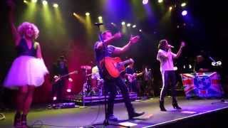 Pain Killer - Little Big Town (C2C2016 Launch Party, London : 2015)