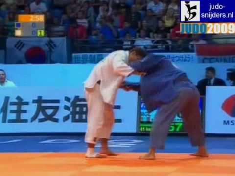 Judo 2009 Rotterdam: Mervin Rodriguez (VEN) - Nyamkhuu Damdinsuren (MGL) [-81kg].