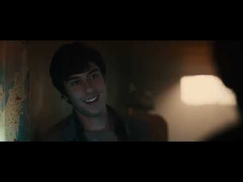 Road trip visuals from Paper Towns trailer: car on highway, friends laughing