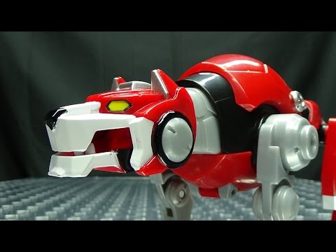 Voltron Legendary Defender LEGENDARY RED LION: EmGo's Voltron Reviews N' Stuff