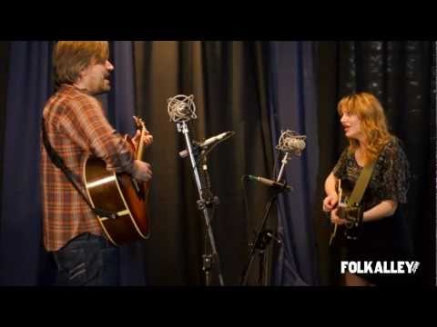 Folk Alley Sessions: Anaïs Mitchell & Jefferson Hamer - "Geordie (Child 209)"