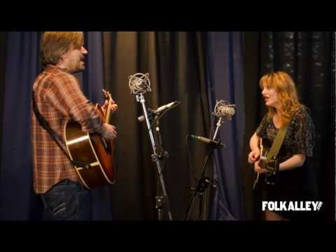 Folk Alley Sessions: Anaïs Mitchell & Jefferson Hamer - 