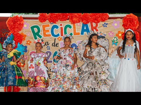 Reciclar está de moda - 3er Desfile de Moda, Momil, Córdoba 