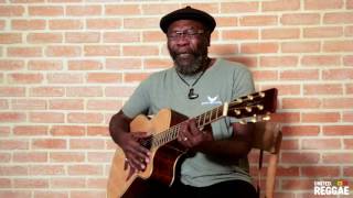 Clinton Fearon - Turn Up The Music [Acoustic]