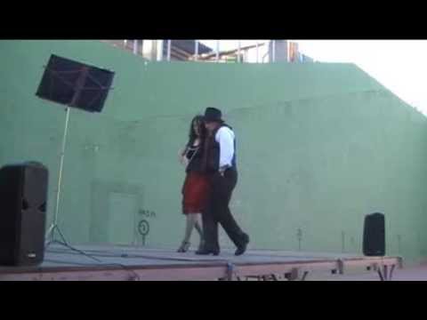 Tango callejero -Pura parada  Ainzón 15 09 2013