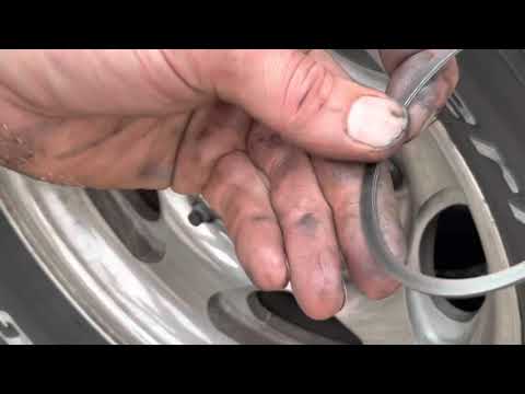 How to Install Warn Hubs 38826 on Ford Dana 60 (1999 & Up Super Duty)