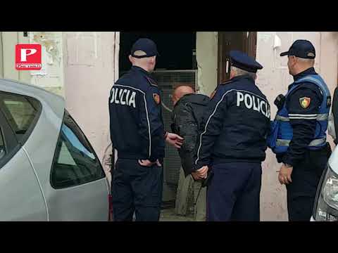 Ra në kontakt me rrymën elektrike, gjendet një trup i pajetë brenda kabinës elektrike