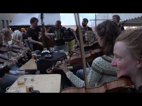 Snaustrinda spelemannslag - "Frostvollen" av Magne Eggen Haugom