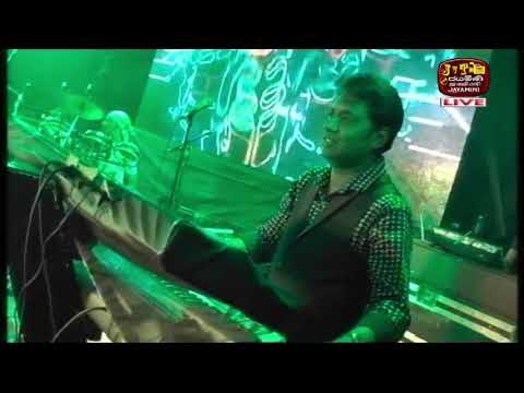 Nube Pem loke suwaya widina (නුබේ පෙම් ලෝකේ සුවය විදින )