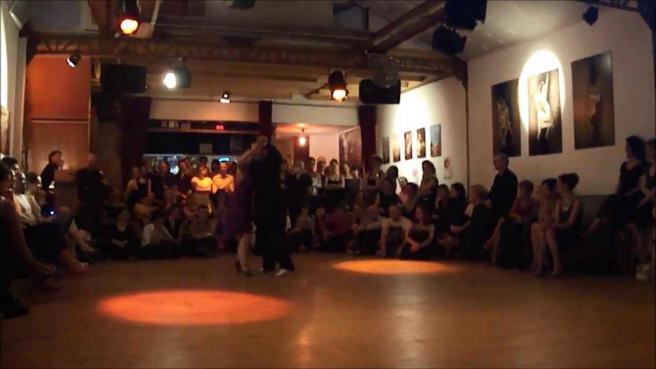 John Zabala y Delphine Blanco Rodriguez Peña Pequeño Homenaje a la vieja guardia