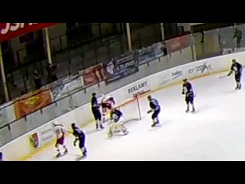 21.1.2018: HC RT TORAX Poruba "B" - HC Wolves Český Těšín 11:2 - faul Tomáše Michejdy